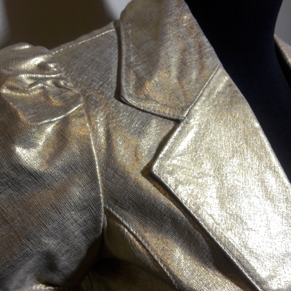 Jacket - Picture 3 of 6